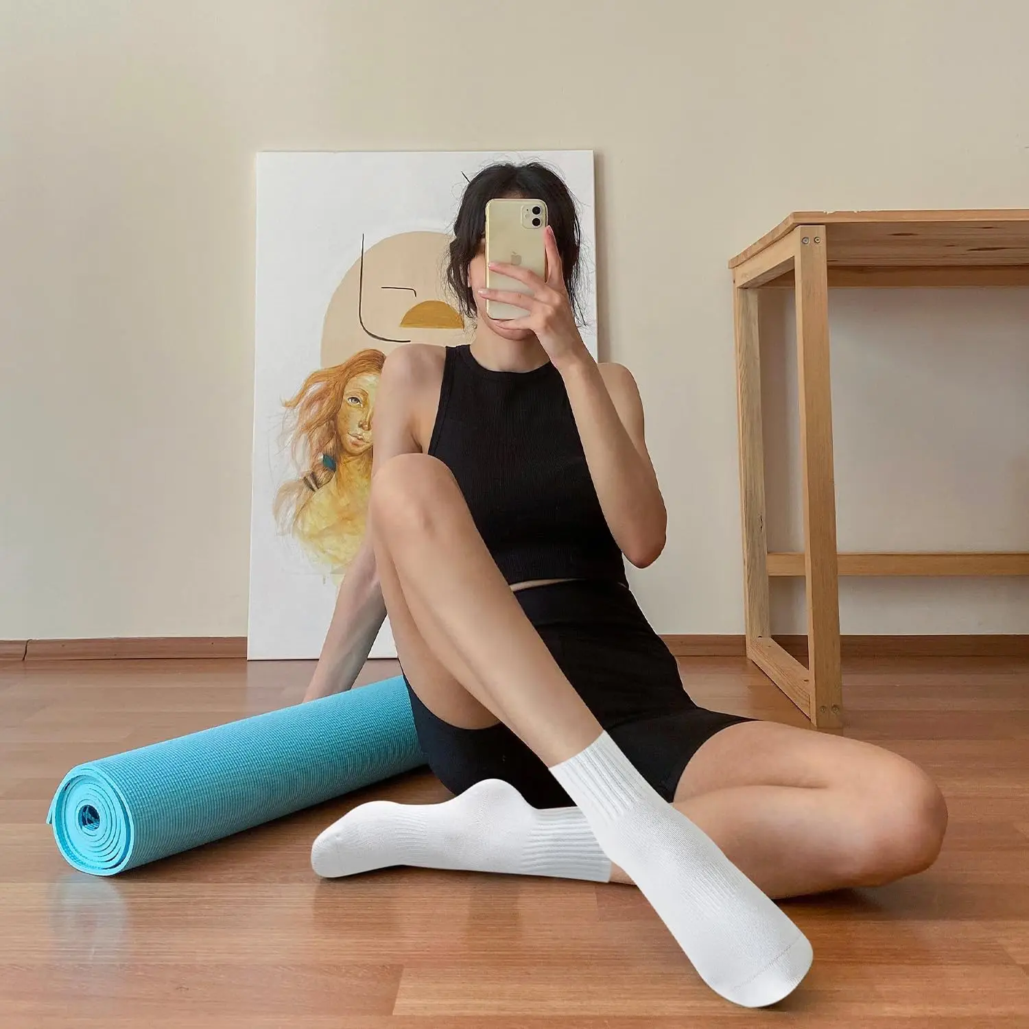 4 pairs of women's yoga socks, - Yoga & Fitness With Faye The Well Being Studio Abbots Langley Reviews 评论和价格